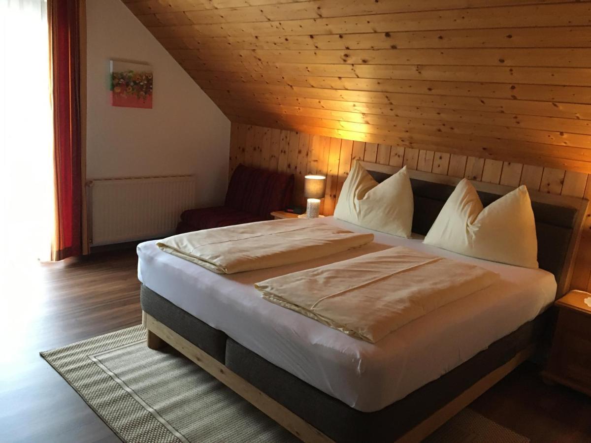 Bed and Breakfast Gerstbreinhof à Bad Sankt Leonhard im Lavanttal Extérieur photo