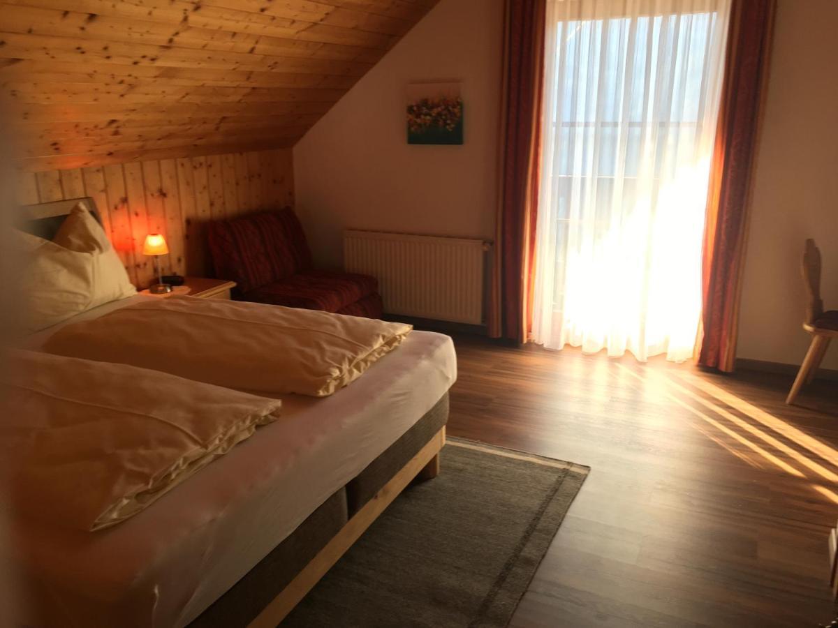 Bed and Breakfast Gerstbreinhof à Bad Sankt Leonhard im Lavanttal Extérieur photo